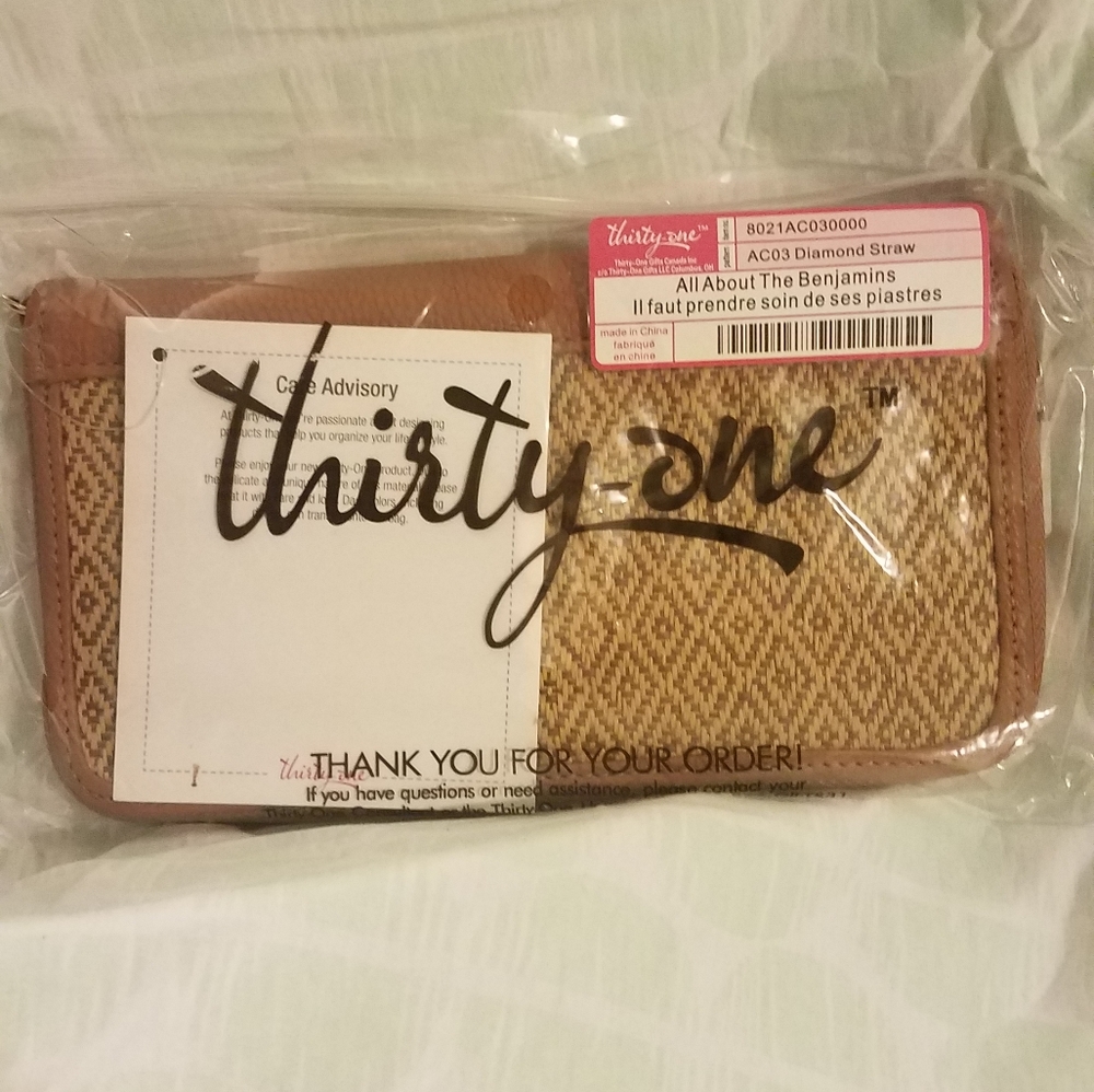 Thirty one wallet